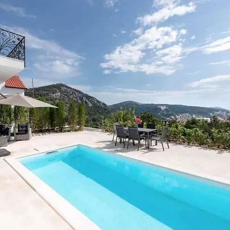 Hvar Romantic Sea View Villa